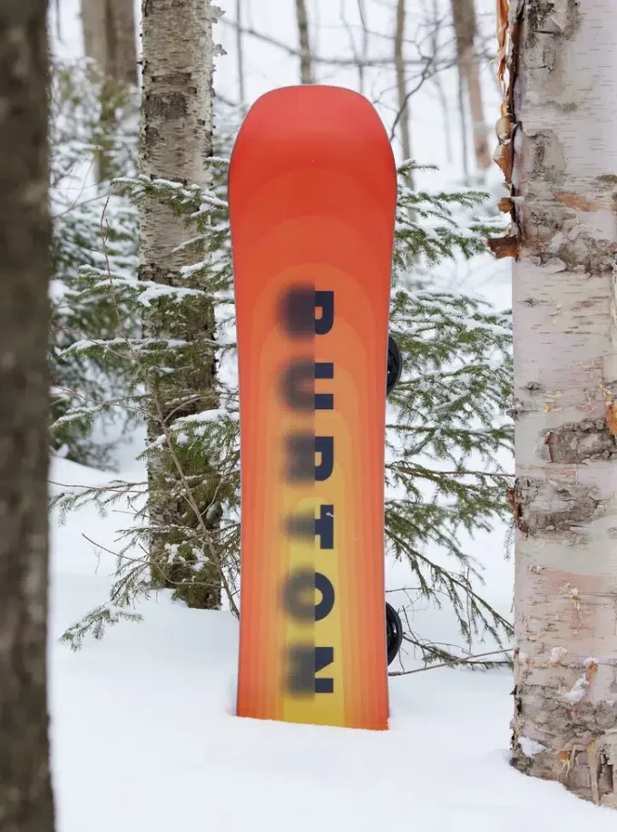 Snowboard Burton Custom Smalls Camber pour enfants