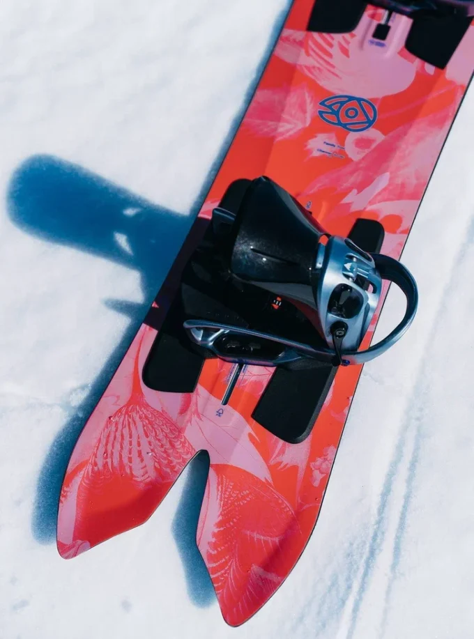 Snowboard Burton Family Tree 3D Channel Surfer Flat Top