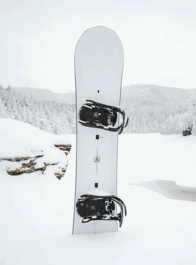 Snowboard Burton Family Tree 3D Daily Driver Camber Snowboard Burton Family Tree 3D Daily Driver Camber