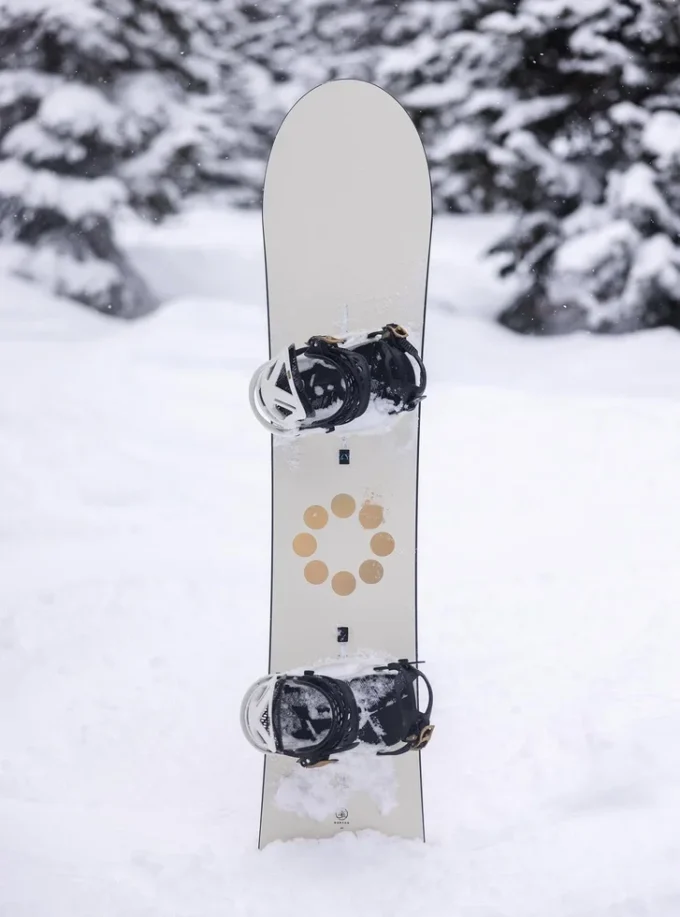 Snowboard Burton Family Tree Gril Master Camber Snowboard Burton Family Tree Gril Master Camber