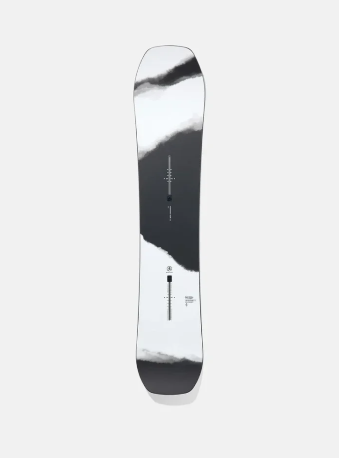Snowboard Burton Family Tree Hometown Hero Smalls Camber pour enfants Snowboard Burton Family Tree Hometown Hero Smalls Camber pour enfants