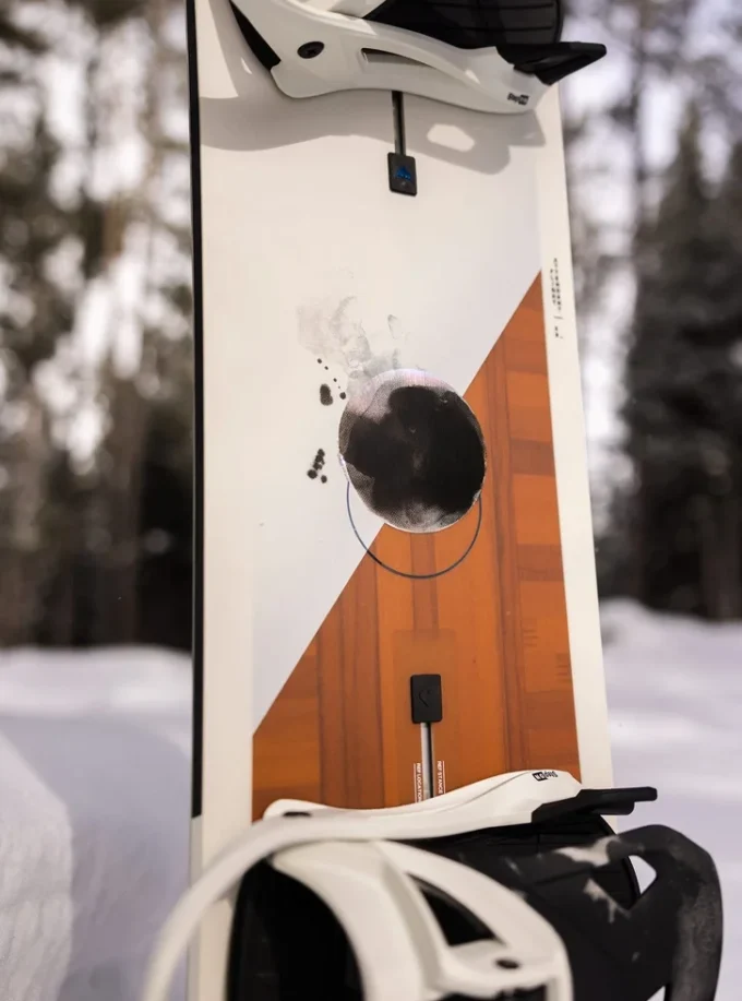 Snowboard Burton Flight Attendant Camber pour homme Snowboard Burton Flight Attendant Camber pour homme