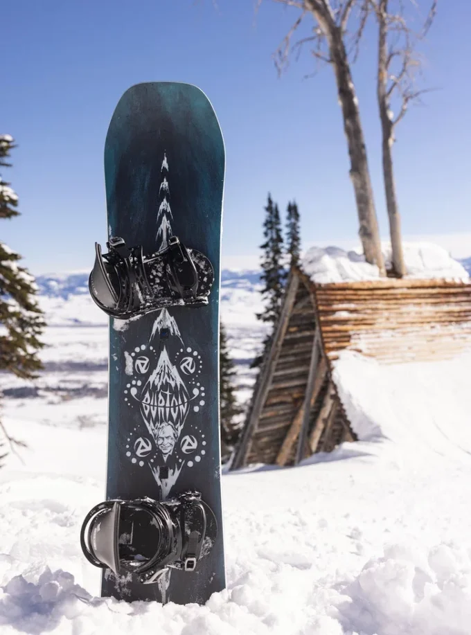 Snowboard Burton Free Thinker Camber pour homme Snowboard Burton Free Thinker Camber pour homme
