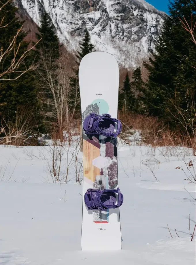 Snowboard Burton Hideaway Flat Top pour femmes