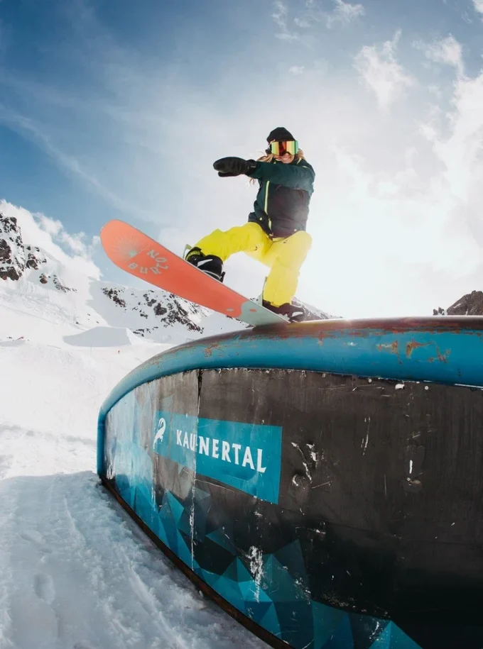 Snowboard Burton Rewind Camber pour femmes