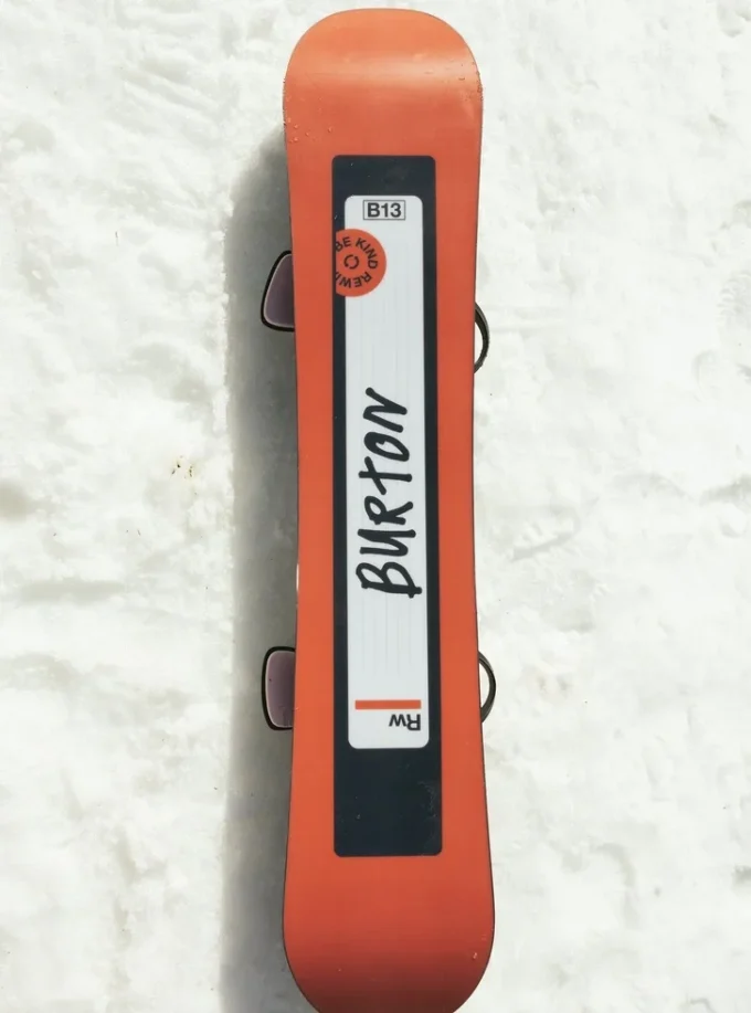 Snowboard Burton Rewind Camber pour femmes