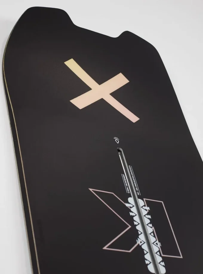 Snowboard Burton Skeleton Key Camber pour homme