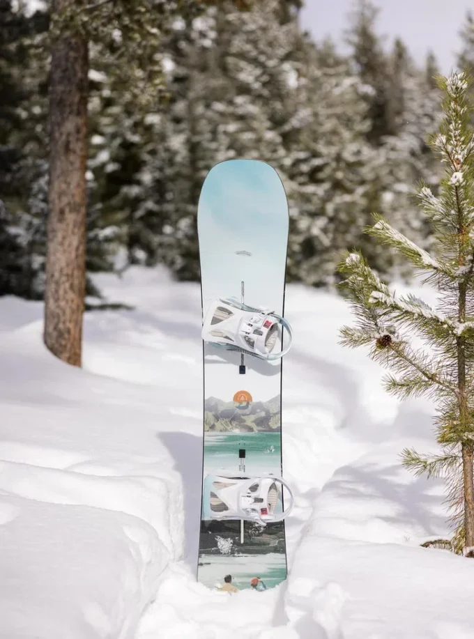 Snowboard Burton Story Board Camber pour femmes
