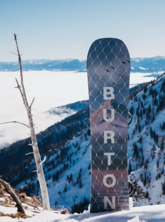 Snowboard Burton Story Board Camber pour femmes Snowboard Burton Story Board Camber pour femmes