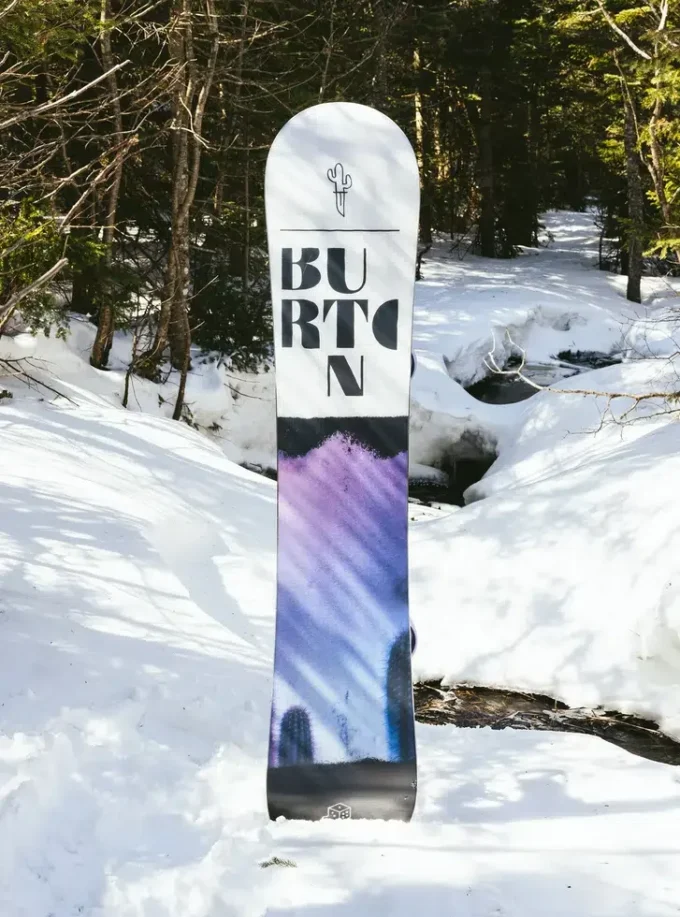 Snowboard Burton Stylus Flat Top pour femmes Snowboard Burton Stylus Flat Top pour femmes