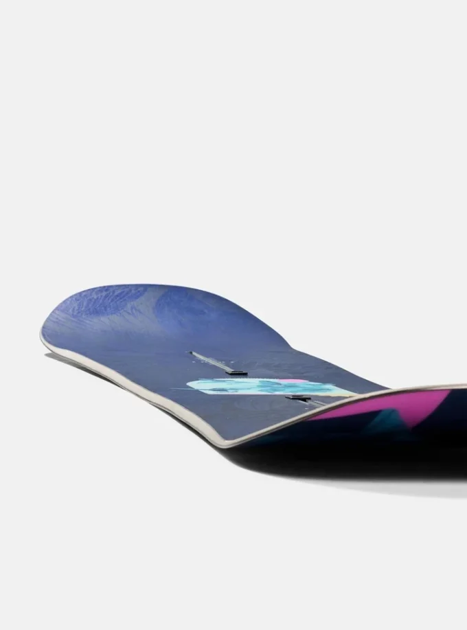 Snowboard Burton Yeasayer Flying V pour femmes Snowboard Burton Yeasayer Flying V pour femmes