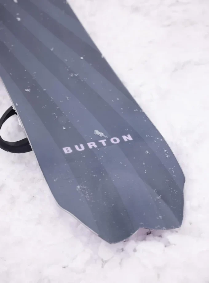 Snowboard directionnel Burton 3D Fish Flat Top Snowboard directionnel Burton 3D Fish Flat Top