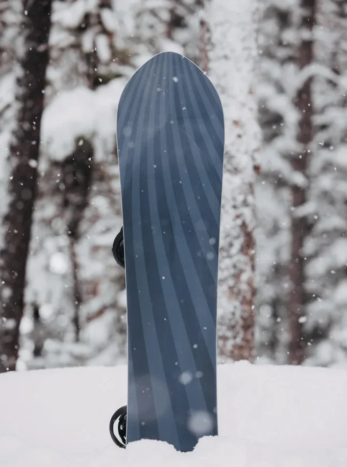 Snowboard directionnel Burton 3D Fish Flat Top Snowboard directionnel Burton 3D Fish Flat Top